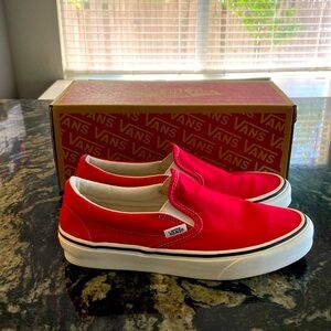 Women’s Classic Red Vans Sz 7.5